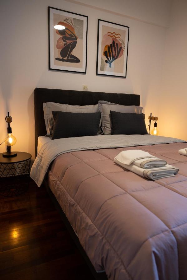 Spacious Apartment Close To The Sea And The City Center Athens Exterior photo